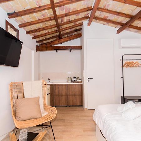 Pizarro By Seaward Suites Villajoyosa Room photo